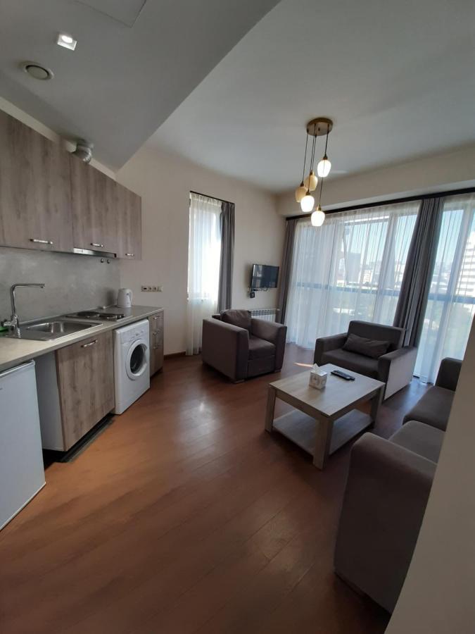 Deluxe Apartment In The City Center 2 Rooms يريفان المظهر الخارجي الصورة